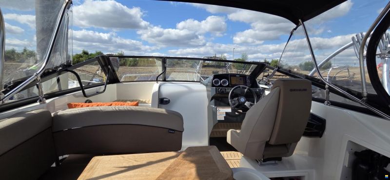 Quicksilver Active 675 Cruiser