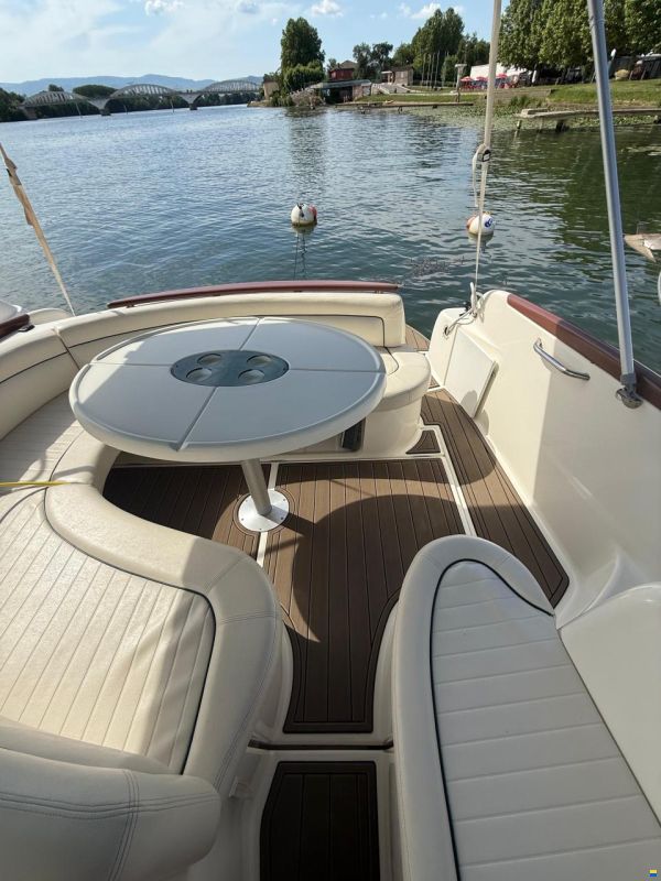 Jeanneau Leader 805