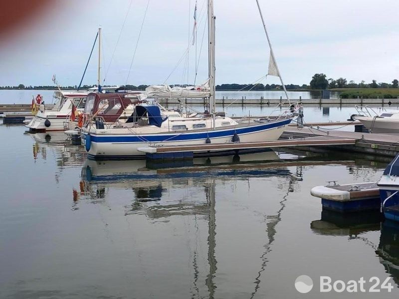 Hallberg-Rassy HR29