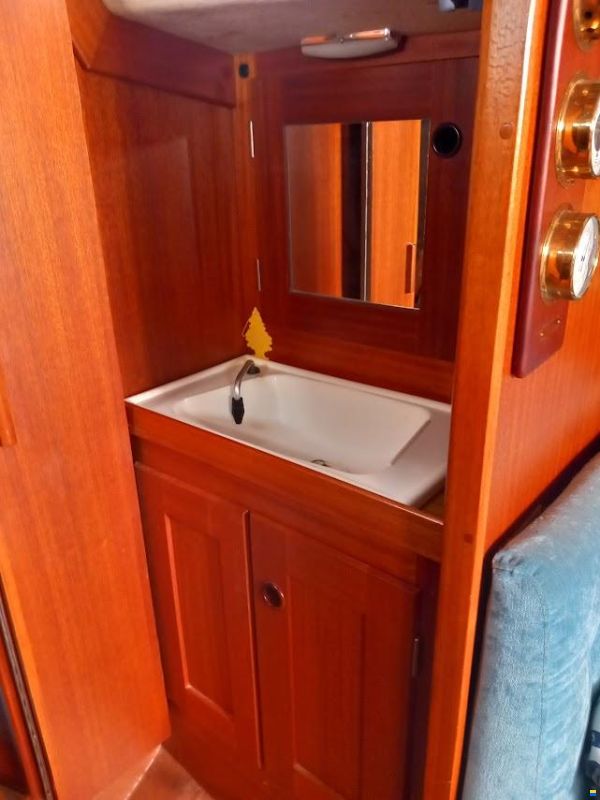 Hallberg-Rassy HR29