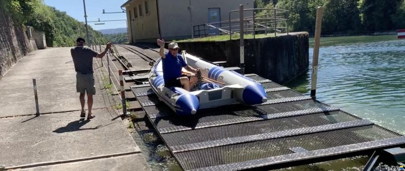 Lodestar Robustes Schlauchboot für See und Fluss
