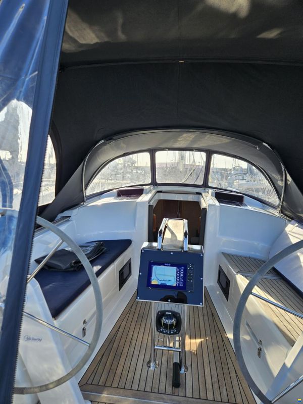 Hanse 348
