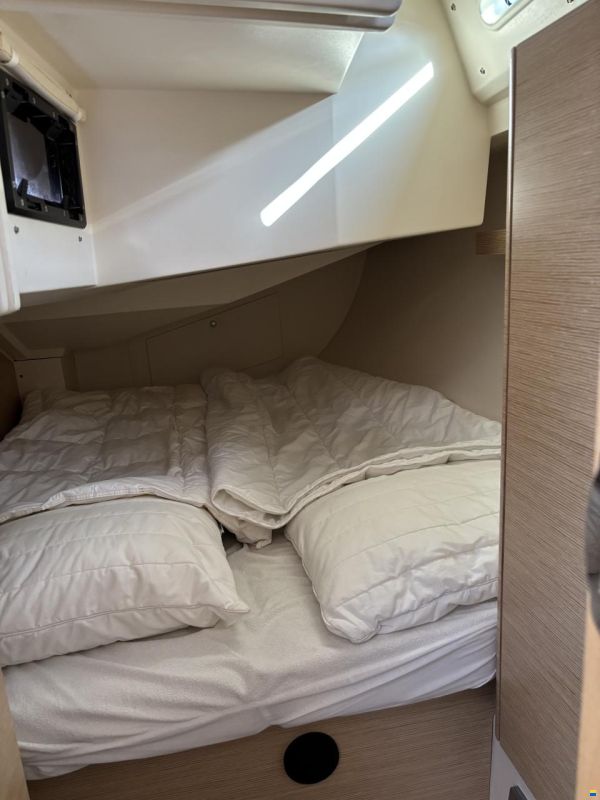 Hanse 348