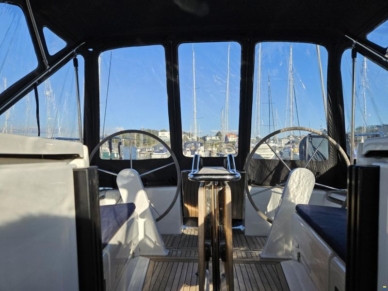 Hanse 348