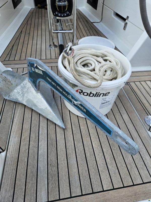 Hanse 348