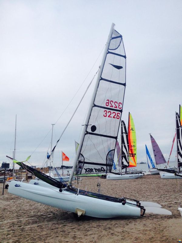 Dart 16 Race
