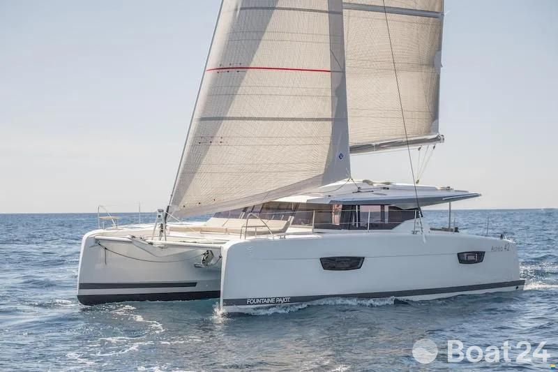 Fountaine Pajot Astrea 42