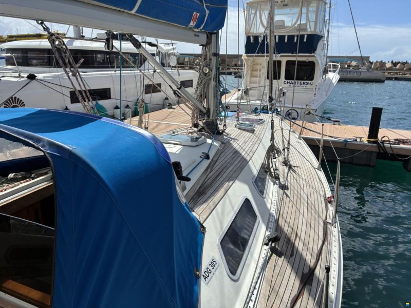Sweden Yachts 340