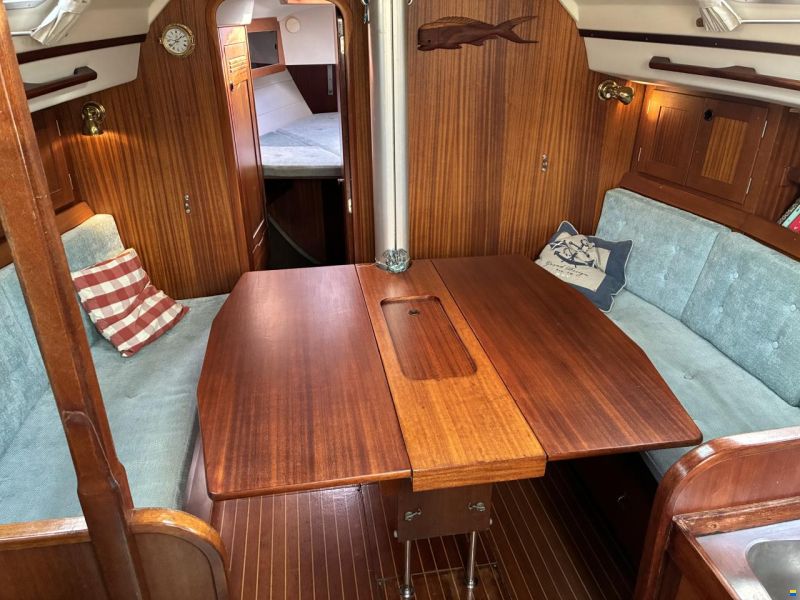 Sweden Yachts 340