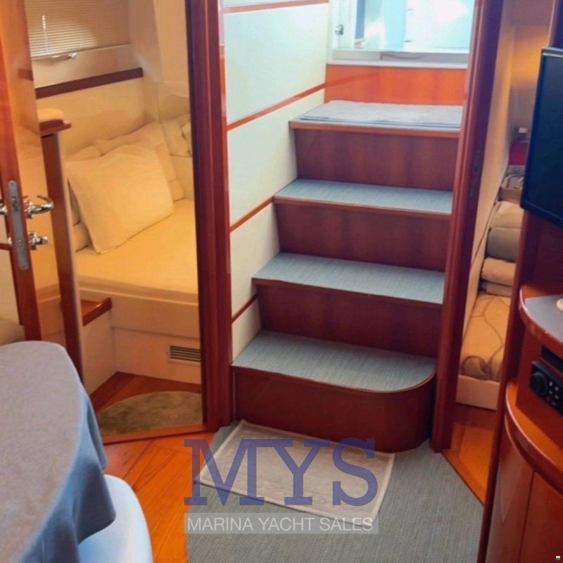 Pershing 50'