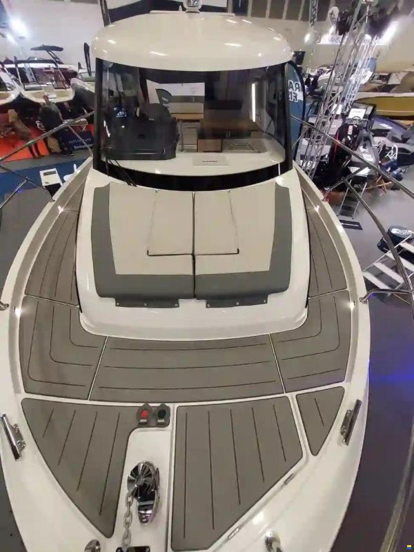 Nauticat 880