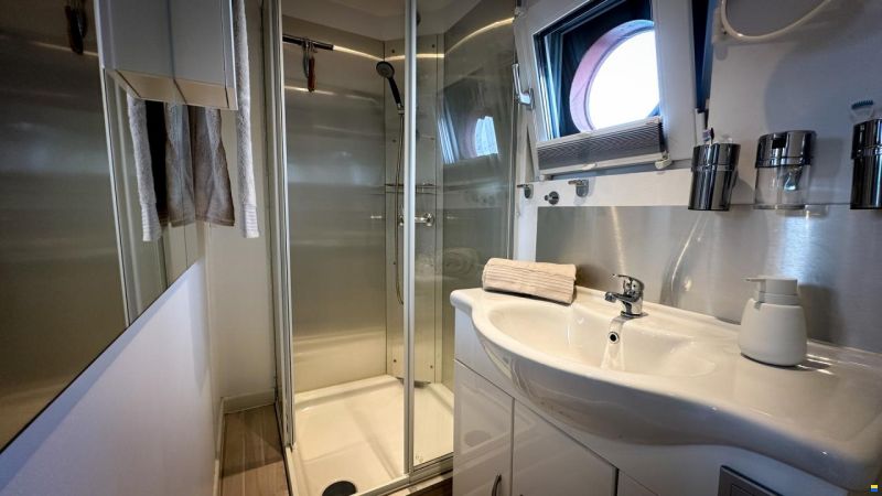Hausboot Concorde II