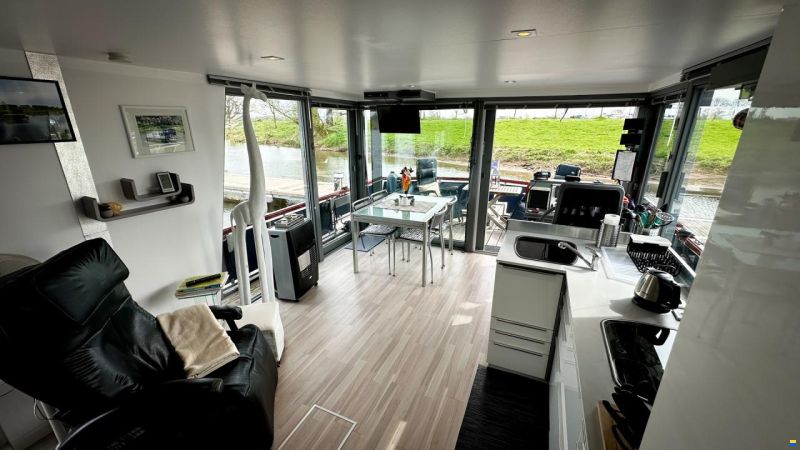 Hausboot Concorde II