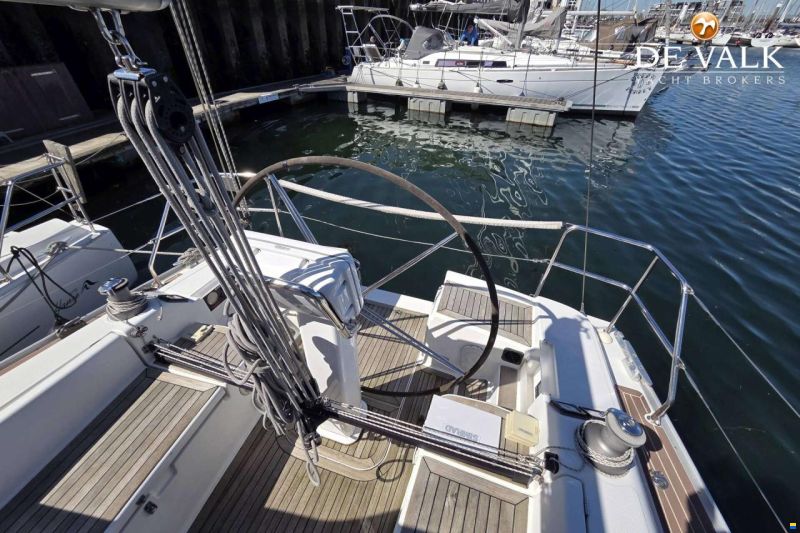 Hanse 370