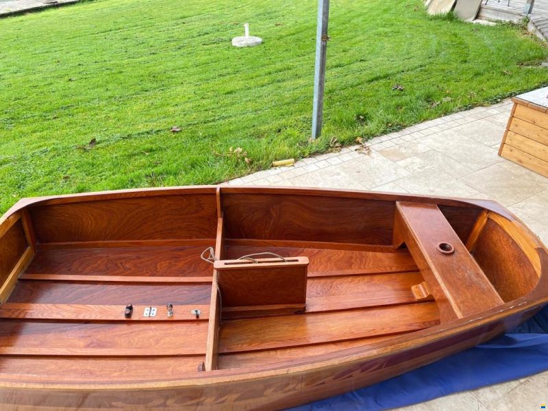 Optimist Mahagoni