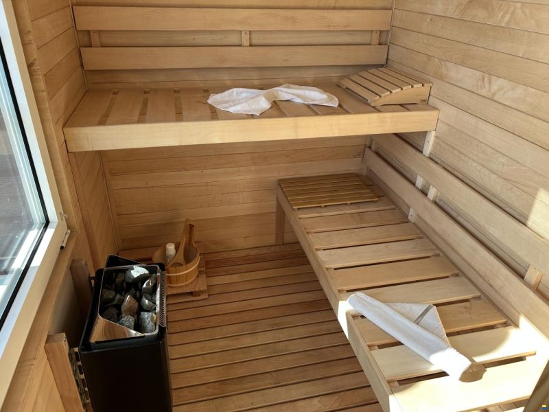 Hausboot mit Sauna