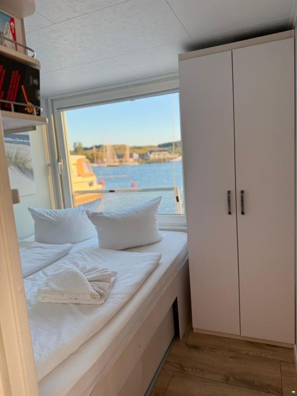 Hausboot mit Sauna