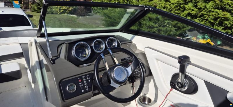 Sea Ray SPX 190