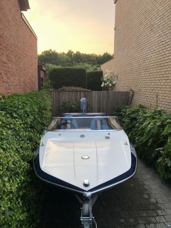 Glastron GT150