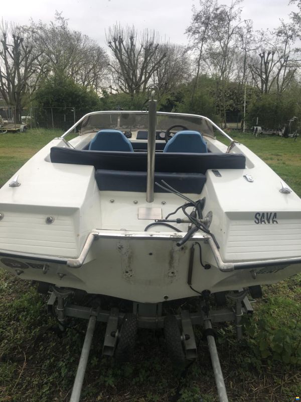 Glastron GT150