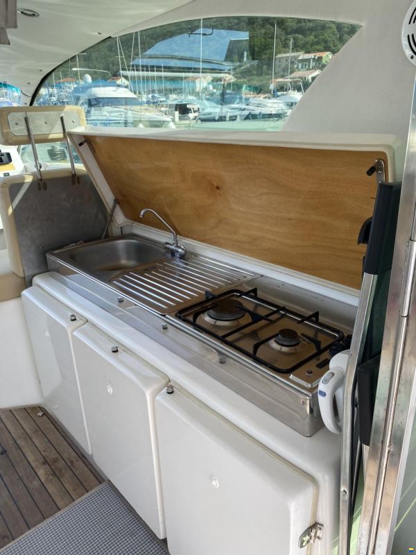 Custom 8.8 m Liveaboard Cruiser