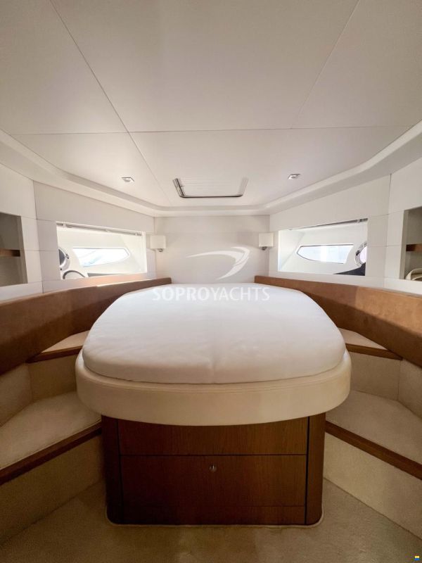 Beneteau Flyer Gran Turismo 49