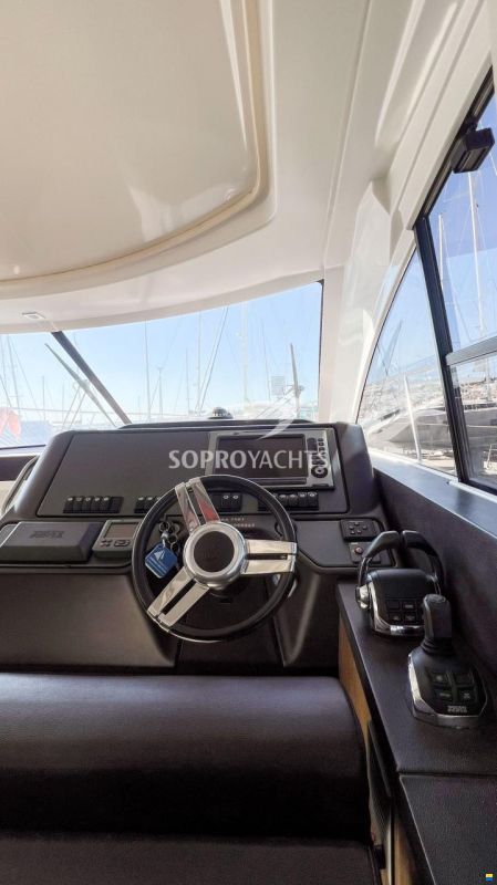 Beneteau Flyer Gran Turismo 49