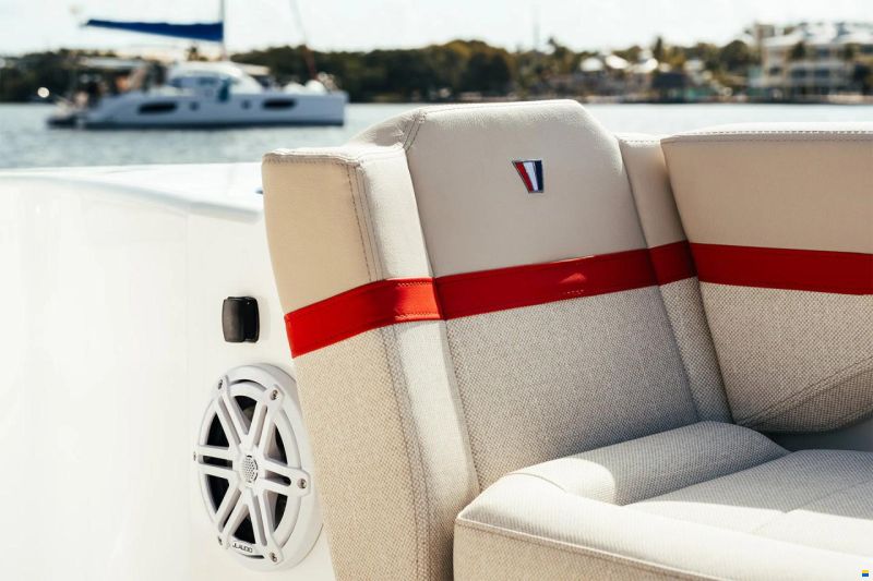 Wellcraft 28 T-Top