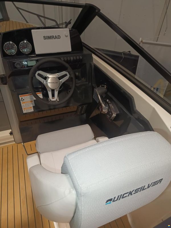 Quicksilver Activ 675 Cruiser