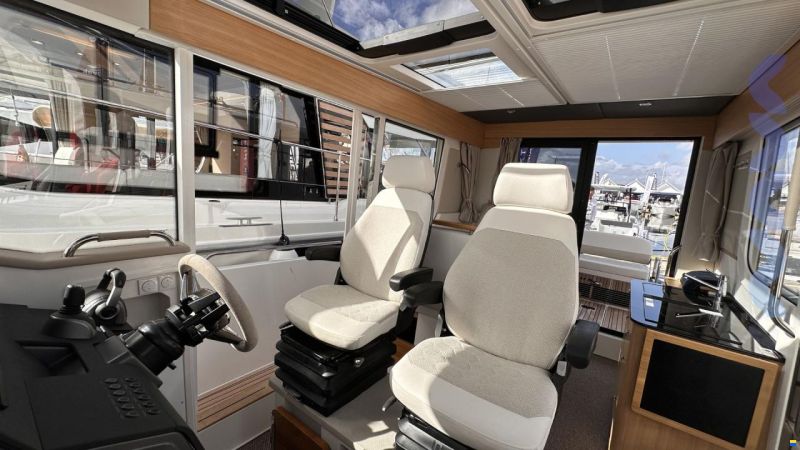 Nimbus COMMUTER 11
