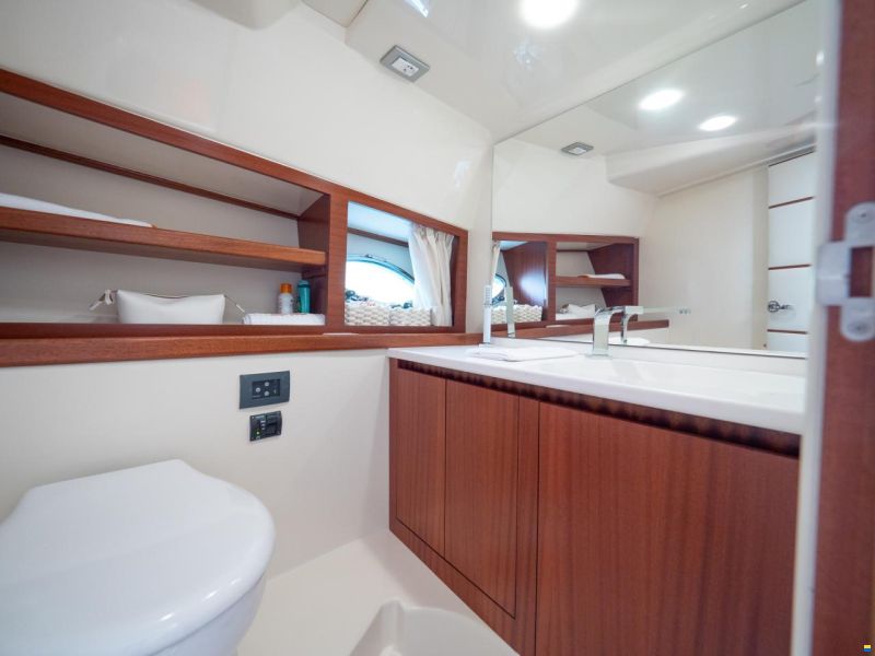 Gagliotta Lobster 35