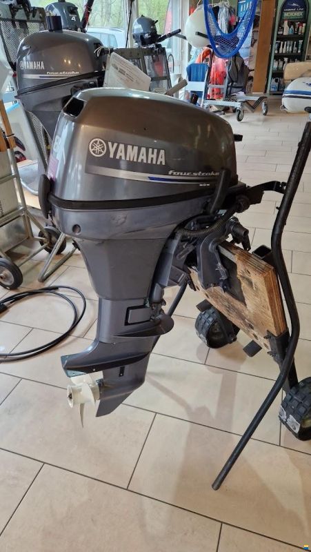 Yamaha F8CMHS