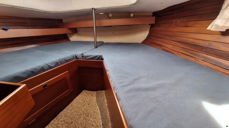 Hallberg-Rassy 352