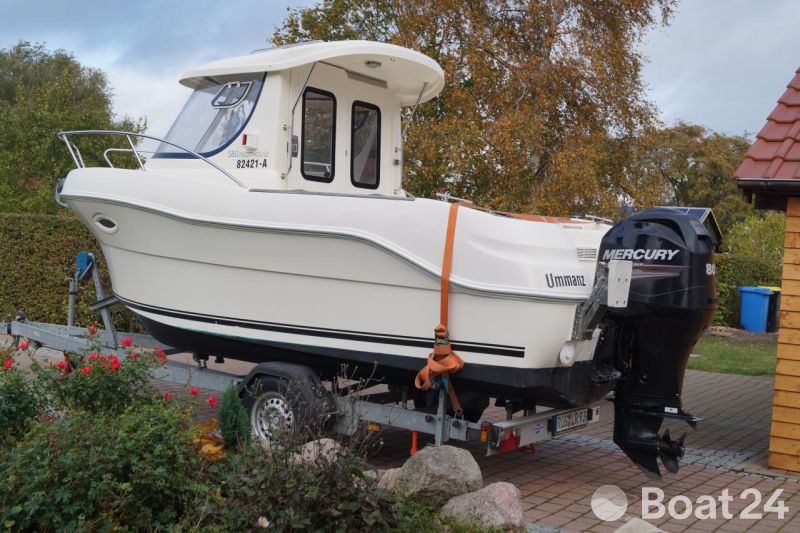Quicksilver 580 Pilothouse