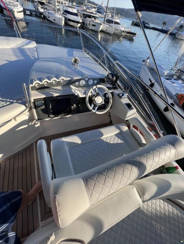 Galeon 530 Fly