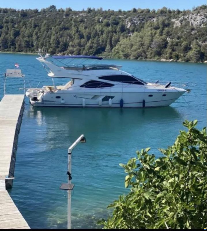Galeon 530 Fly
