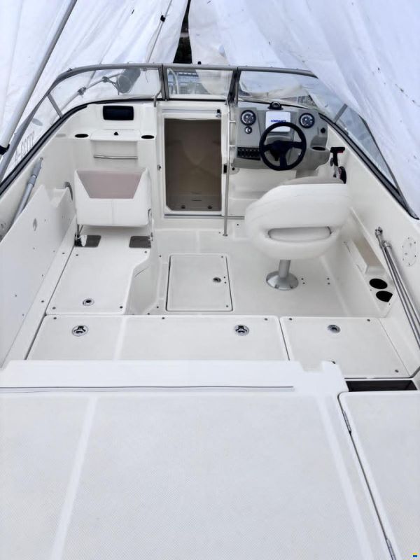 Bayliner Cuddy 642