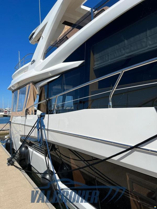 Galeon 680 FLY