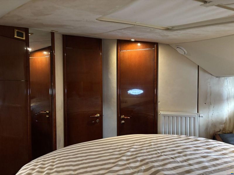 Fairline Squadron 52