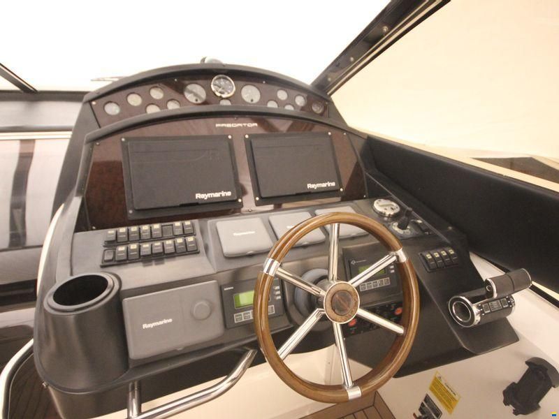 Sunseeker Predator 55