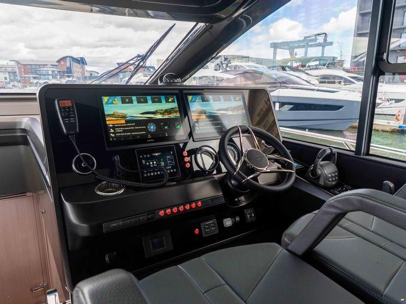 Sunseeker Predator 55