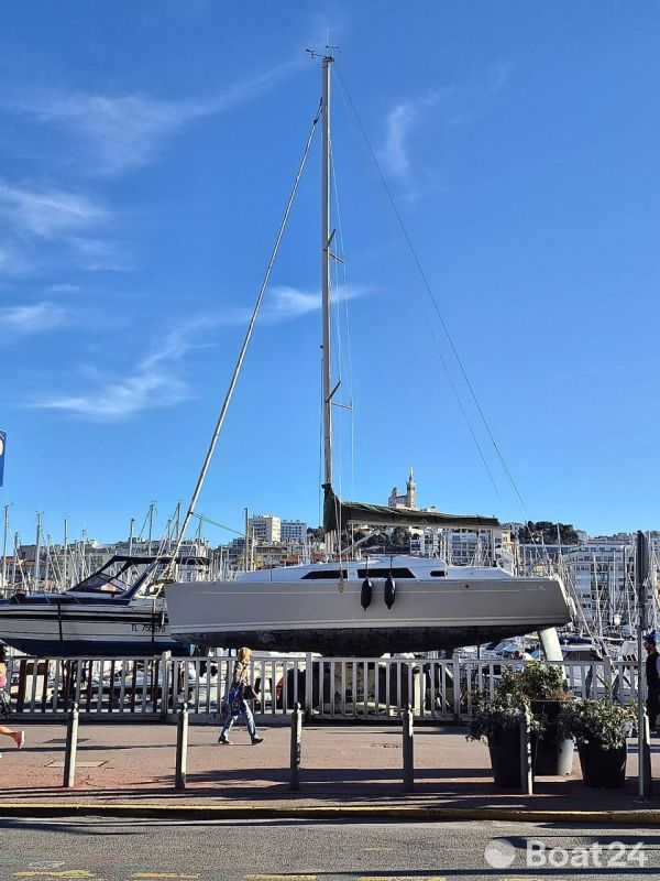 Hanse 325
