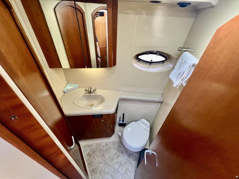 Cruiser Yachts 405 Express Motoryachts