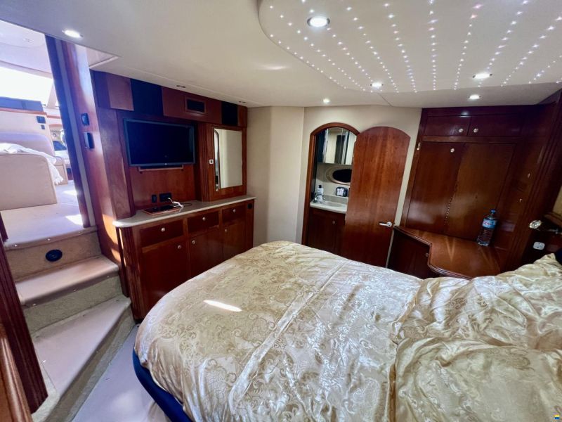 Cruiser Yachts 405 Express Motoryachts
