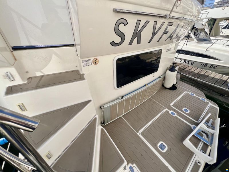Cruiser Yachts 405 Express Motoryachts