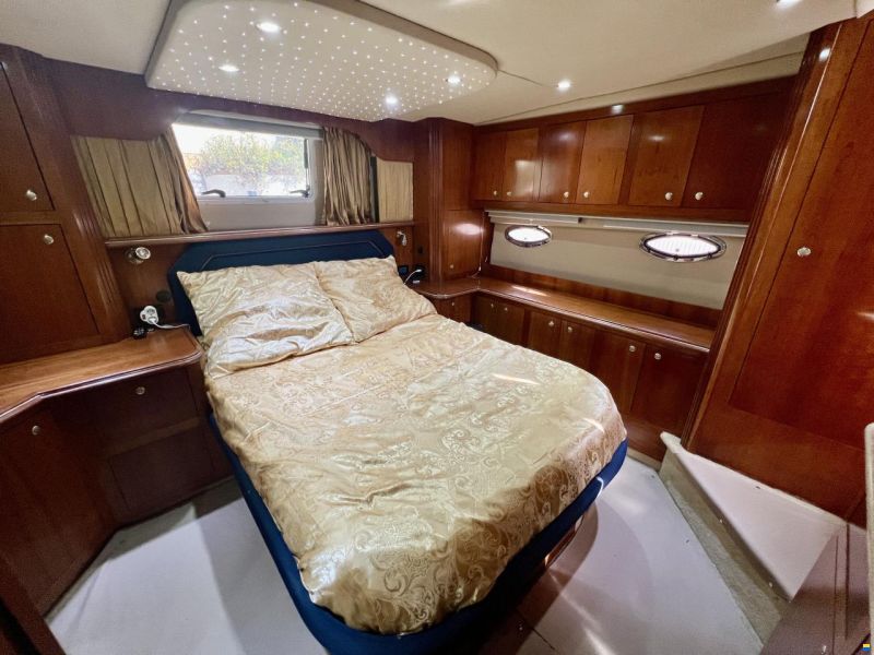 Cruiser Yachts 405 Express Motoryachts