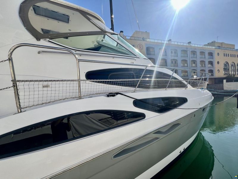 Cruiser Yachts 405 Express Motoryachts