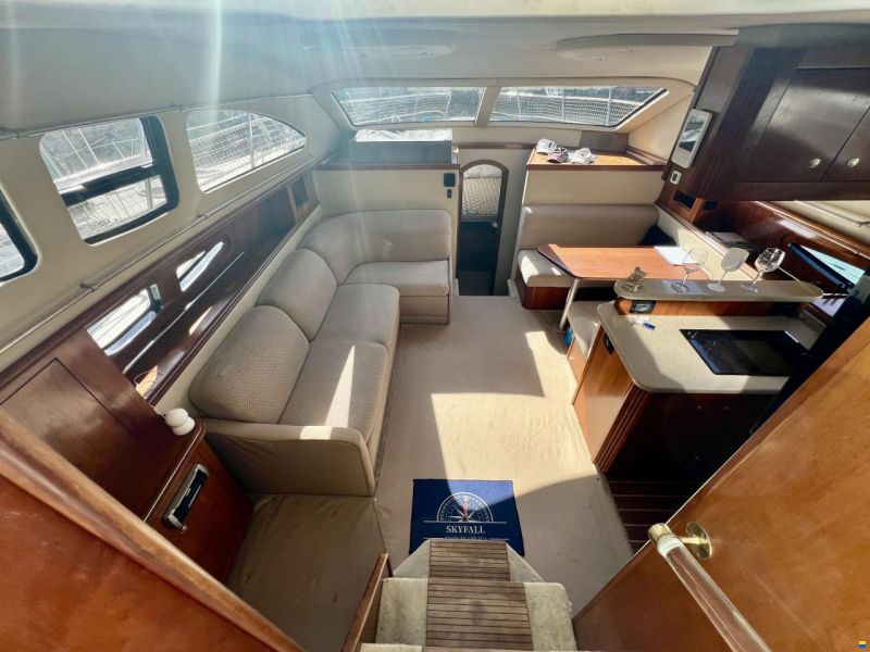 Cruiser Yachts 405 Express Motoryachts