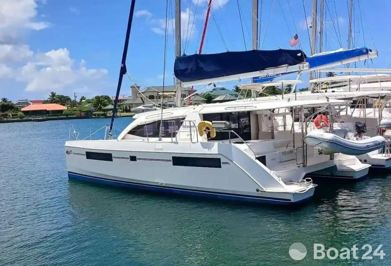 2019 Leopard 40 catamaran docked in a sunny marina.