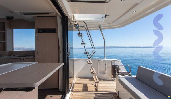 Beneteau SWIFT TRAWLER 41 FLY